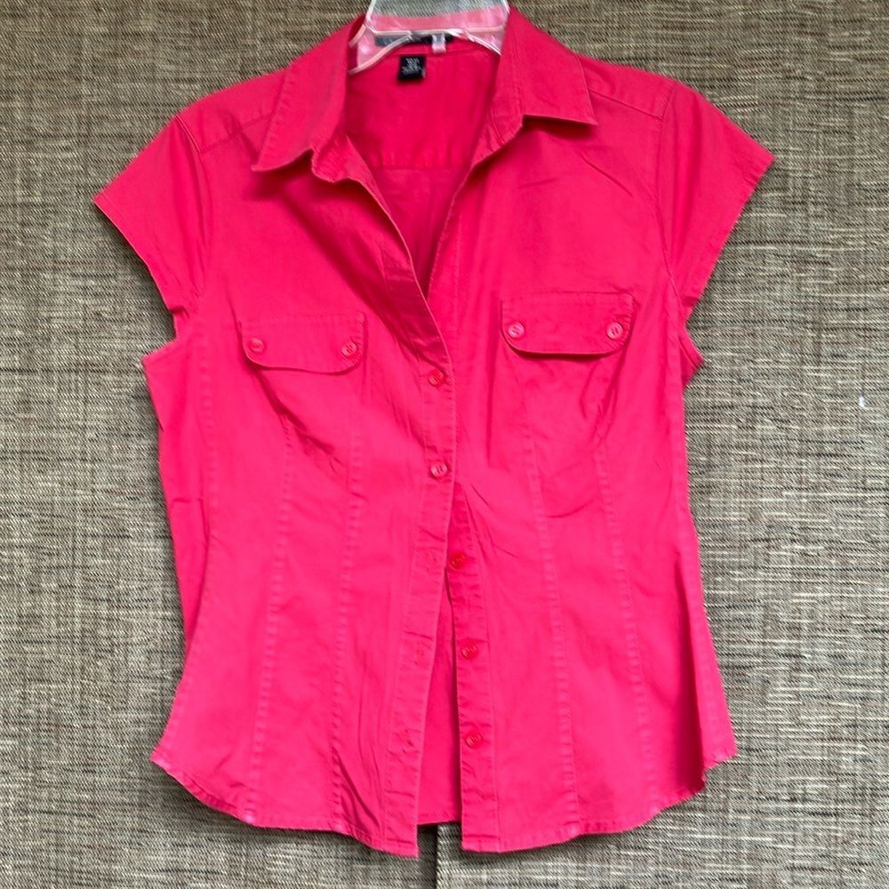 H&M red short sleeve fitted cotton shirt